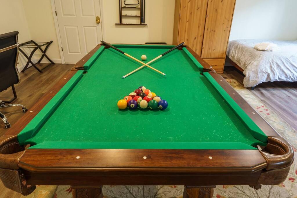 Acorn House - Charming House In Green Heaven With Pool Table With Lovely Backyard 奥克赫斯特 外观 照片